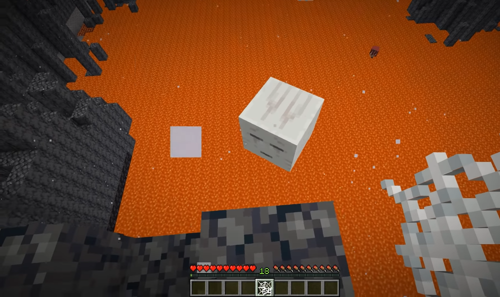 Pajęczyna kontra ogień: kto wygra? W Minecraft